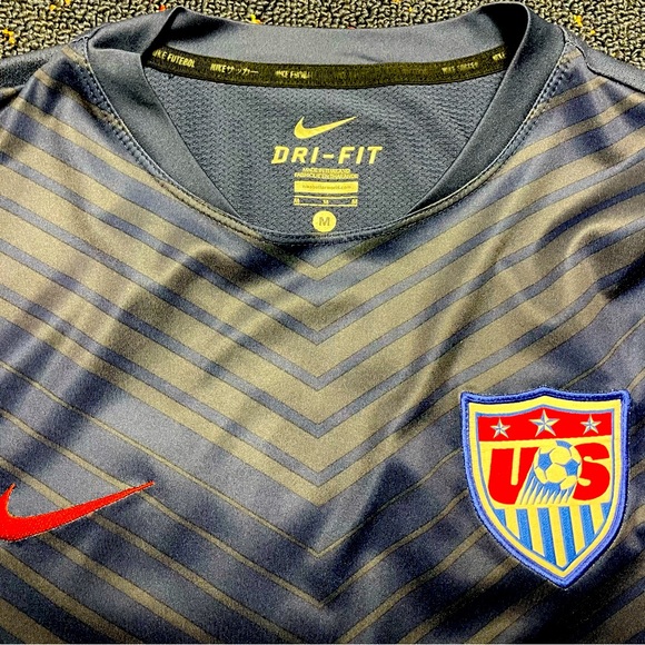 US Soccer Training Jersey - men’s small - Picture 3 of 6